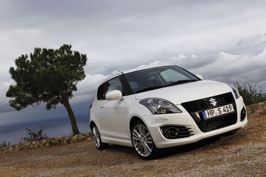  Suzuki Swift Sport 2012 года  (фото 37 из 66)